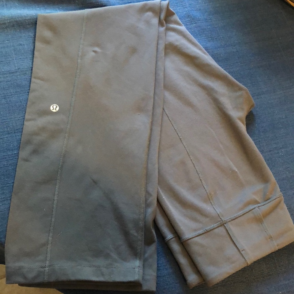 Boot-cut LuLuLemon Yoga